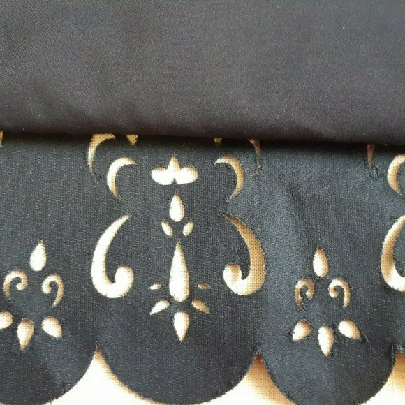 CLUB MONACO - FAUX LEATHER SHORT SKIRT - Picture 3 of 4